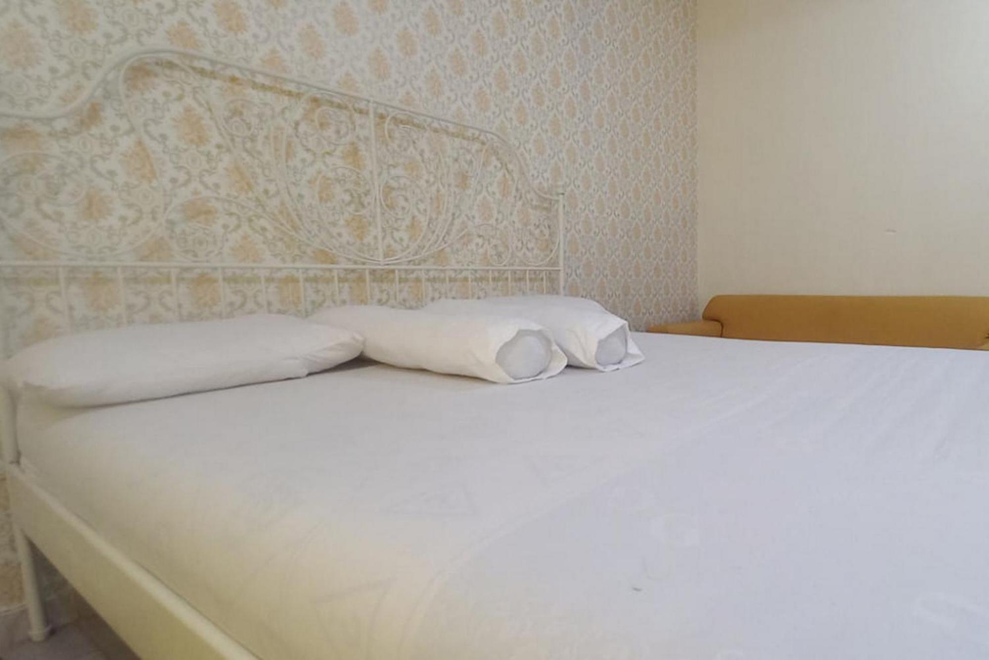 Fortuna Hotel Redpartner Near Exit Tol Paiton Exterior foto